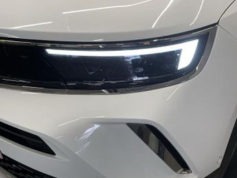 VAUXHALL MOKKA ELECTRIC 50kWh Elite Premium SUV 5dr Electric Auto (136 ps)