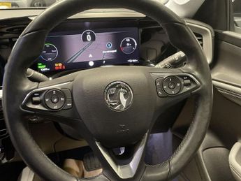 VAUXHALL MOKKA ELECTRIC 50kWh Elite Premium SUV 5dr Electric Auto (136 ps)