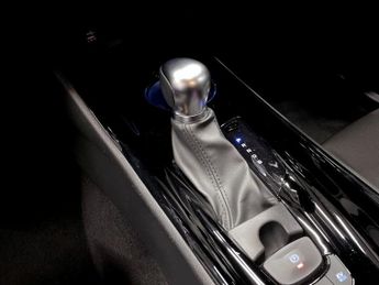 TOYOTA C-HR 1.8 VVT-h GPF Design SUV 5dr Petrol Hybrid CVT Euro 6 (s/s) (122