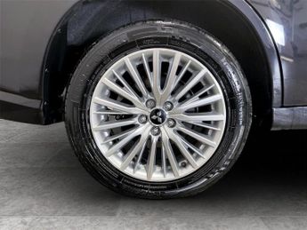 MITSUBISHI OUTLANDER 2.4h TwinMotor 13.8kWh 5hs SUV 5dr Petrol Plug-in Hybrid CVT 4WD