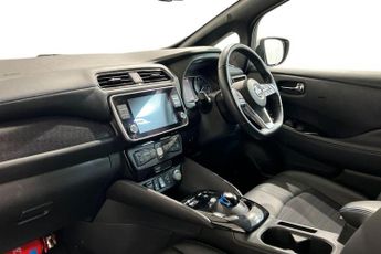 NISSAN LEAF 40kWh N-Connecta Hatchback 5dr Electric Auto (150 ps) Rear View 