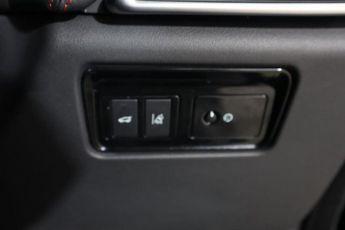 JAGUAR F-PACE 3.0 D300 V6 S Auto AWD Euro 6 (s/s) 5dr