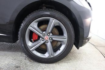 JAGUAR F-PACE 3.0 D300 V6 S Auto AWD Euro 6 (s/s) 5dr