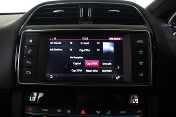 JAGUAR F-PACE 3.0 D300 V6 S Auto AWD Euro 6 (s/s) 5dr