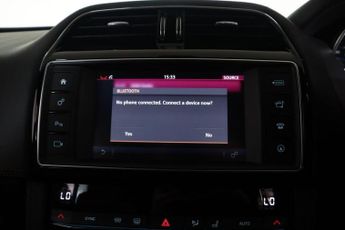 JAGUAR F-PACE 3.0 D300 V6 S Auto AWD Euro 6 (s/s) 5dr