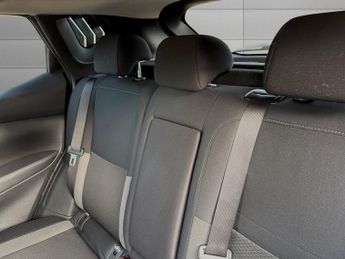 NISSAN QASHQAI 1.3 DIG-T N-Connecta SUV 5dr Petrol DCT Auto Euro 6 (s/s) (160 p