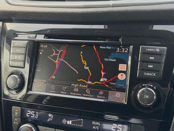 NISSAN QASHQAI 1.3 DIG-T N-Connecta SUV 5dr Petrol DCT Auto Euro 6 (s/s) (160 p