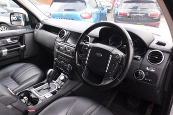 LAND ROVER DISCOVERY 4 3.0 SD V6 XS SUV 5dr Diesel CommandShift 4WD Euro 5 (245 ps)