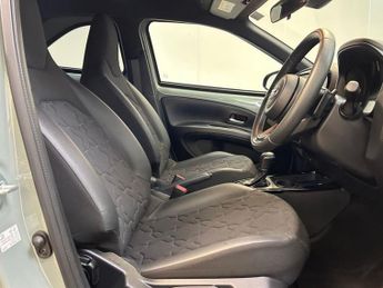 TOYOTA AYGO X 1.0 VVT-i Exclusive Hatchback 5dr Petrol x-shift Euro 6 (s/s) (7