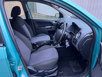 FORD FUSION 1.4 TDCi Zetec Climate Hatchback 5dr Diesel Manual (122 g/km, 67