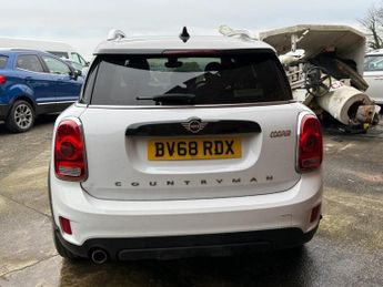 MINI COUNTRYMAN 1.5 Cooper Classic SUV 5dr Petrol Steptronic Euro 6 (s/s) (136 p