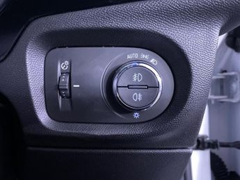 VAUXHALL Corsa Electric 50kWh Elite Nav Premium Hatchback 5dr Electric Auto (7.4Kw Charg