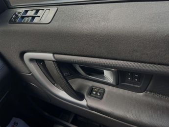 LAND ROVER DISCOVERY SPORT 2.0 SD4 HSE Dynamic Lux SUV 5dr Diesel Auto 4WD Euro 6 (s/s) (24