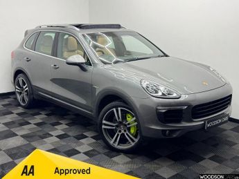 Porsche Cayenne 3.0 V6 E-Hybrid S SUV 5dr Petrol Plug-in Hybrid TiptronicS 4WD E
