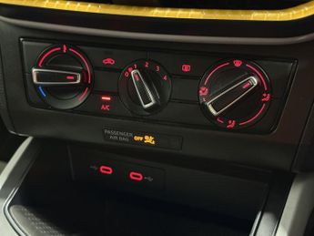 SEAT ARONA 1.0 TSI SE Technology SUV 5dr Petrol DSG Euro 6 (s/s) (110 ps)