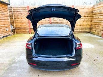 TESLA Model 3 (Dual Motor) Performance Saloon 4dr Electric Auto 4WDE (Performa