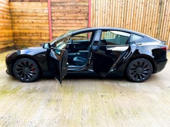 TESLA Model 3 (Dual Motor) Performance Saloon 4dr Electric Auto 4WDE (Performa