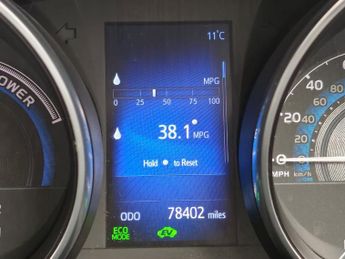 TOYOTA AURIS 1.8 VVT-h Design Hatchback 5dr Petrol Hybrid CVT Euro 6 (s/s) (S