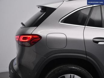 MERCEDES-BENZ EQA EQA 250 66.5kWh Sport SUV 5dr Electric Auto (190 ps)