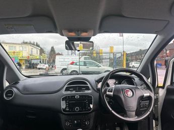 FIAT PUNTO 1.2 Easy Hatchback 3dr Petrol Manual Euro 5 (69 bhp)