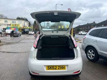 FIAT PUNTO 1.2 Easy Hatchback 3dr Petrol Manual Euro 5 (69 bhp)