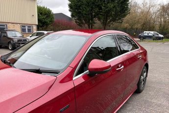 MERCEDES-BENZ A-CLASS 1.3 A250e 15.6kWh AMG Line (Premium 2) Saloon 4dr Petrol Plug-in