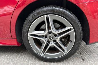 MERCEDES-BENZ A-CLASS 1.3 A250e 15.6kWh AMG Line (Premium 2) Saloon 4dr Petrol Plug-in