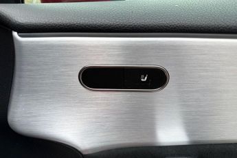 MERCEDES-BENZ A-CLASS 1.3 A250e 15.6kWh AMG Line (Premium 2) Saloon 4dr Petrol Plug-in