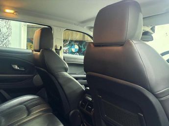 LAND ROVER RANGE ROVER EVOQUE 2.0 TD4 SE Tech SUV 5dr Diesel Manual 4WD Euro 6 (s/s) (180 ps)