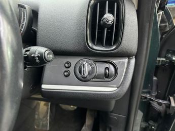 MINI COUNTRYMAN 1.5 7.6kWh Cooper SE SUV 5dr Petrol Plug-in Hybrid Auto ALL4 Eur