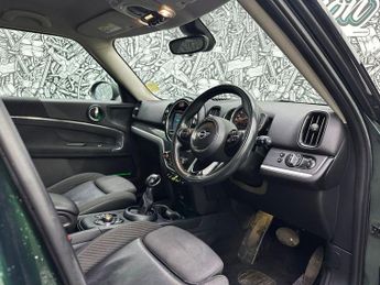 MINI COUNTRYMAN 1.5 7.6kWh Cooper SE SUV 5dr Petrol Plug-in Hybrid Auto ALL4 Eur