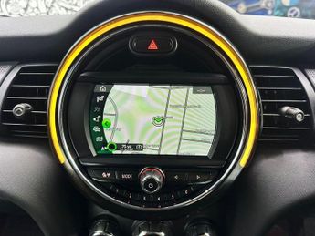 MINI HATCH 1.5 Cooper Hatchback 5dr Petrol Steptronic Euro 6 (s/s) (136 ps)