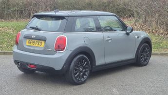 MINI HATCH 1.5 Cooper Classic Hatchback 3dr Petrol Steptronic Euro 6 (s/s) 