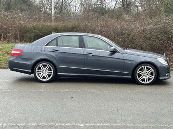 MERCEDES-BENZ E-CLASS 3.0 E350 CDI V6 BlueEfficiency Sport Saloon 4dr Diesel G-Tronic 