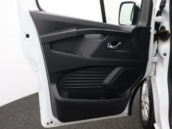 RENAULT TRAFIC 2.0 dCi Blue SL28 Sport Panel Van 5dr Diesel Manual L1 H1 Euro 6