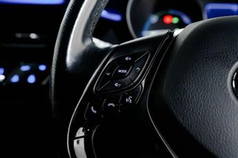 TOYOTA C-HR 1.8 VVT-h Dynamic SUV 5dr Petrol Hybrid CVT Euro 6 (s/s) (122 ps