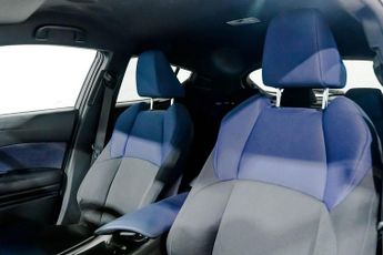 TOYOTA C-HR 1.8 VVT-h Dynamic SUV 5dr Petrol Hybrid CVT Euro 6 (s/s) (122 ps