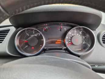 PEUGEOT 3008 1.6 HDi Sport SUV 5dr Diesel Manual Euro 5 (112 ps)