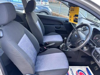 FORD FIESTA 1.25 Style Climate Hatchback 3dr Petrol Manual (142 g/km, 74 bhp