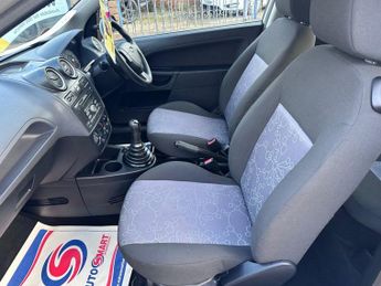 FORD FIESTA 1.25 Style Climate Hatchback 3dr Petrol Manual (142 g/km, 74 bhp