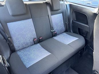 FORD FIESTA 1.25 Style Climate Hatchback 3dr Petrol Manual (142 g/km, 74 bhp