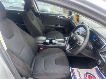 FORD MONDEO 2.0 TDCi ST-Line Hatchback 5dr Diesel Powershift Euro 6 (s/s) (1