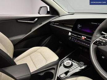 KIA NIRO 64.8kWh 4 SUV 5dr Electric Auto (201 bhp)