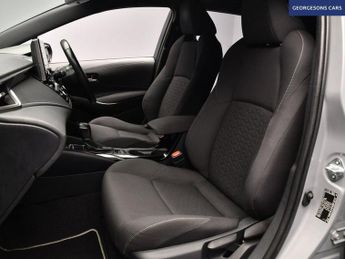 TOYOTA COROLLA 1.8 VVT-h Design Touring Sports 5dr Petrol Hybrid CVT Euro 6 (s/