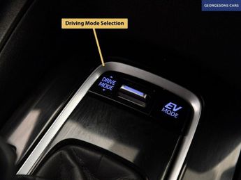 TOYOTA COROLLA 1.8 VVT-h Design Touring Sports 5dr Petrol Hybrid CVT Euro 6 (s/