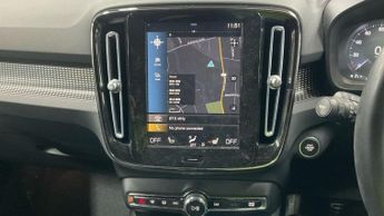 VOLVO XC40 2.0 B4 MHEV R-Design Pro SUV 5dr Petrol Hybrid Auto Euro 6 (s/s)