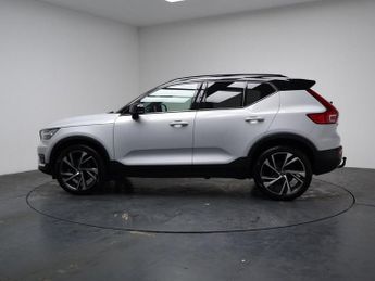 VOLVO XC40 2.0 B4 MHEV R-Design Pro SUV 5dr Petrol Hybrid Auto Euro 6 (s/s)