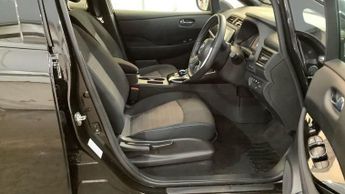 NISSAN LEAF 39kWh N-Connecta Hatchback 5dr Electric Auto (150 ps)