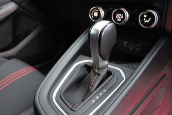 RENAULT CLIO 1.3 TCe RS Line Hatchback 5dr Petrol EDC Euro 6 (s/s) (130 ps)