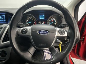 FORD FOCUS 1.0T EcoBoost Zetec Hatchback 5dr Petrol Manual Euro 5 (s/s) (10